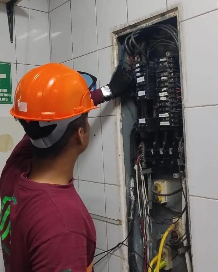 Electricista profesional en Mérida
